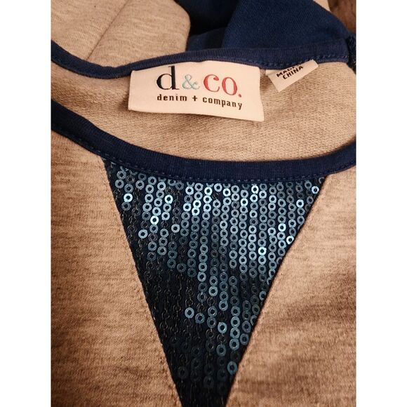Denim & Co. Active Women's Top 1X Sequin Neckline Accent Contrasting Blue Sleeve - Picture 3 of 4